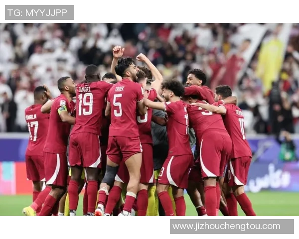 足球明星愤怒发声后将话筒扔掉引发媒体热议与球迷关注 足球明星愤怒发声后将话筒扔掉引发媒体热议与球迷关注